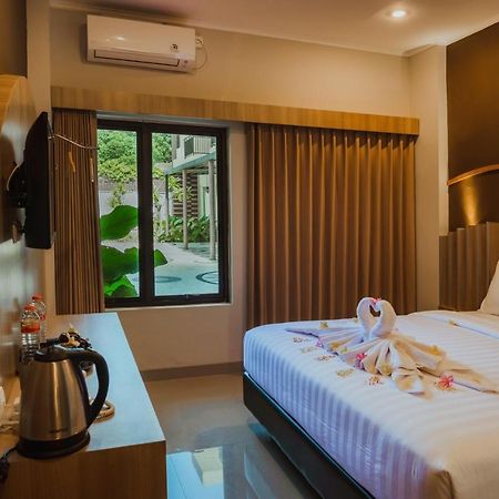 Panfila Hotel Kuta  外观 照片