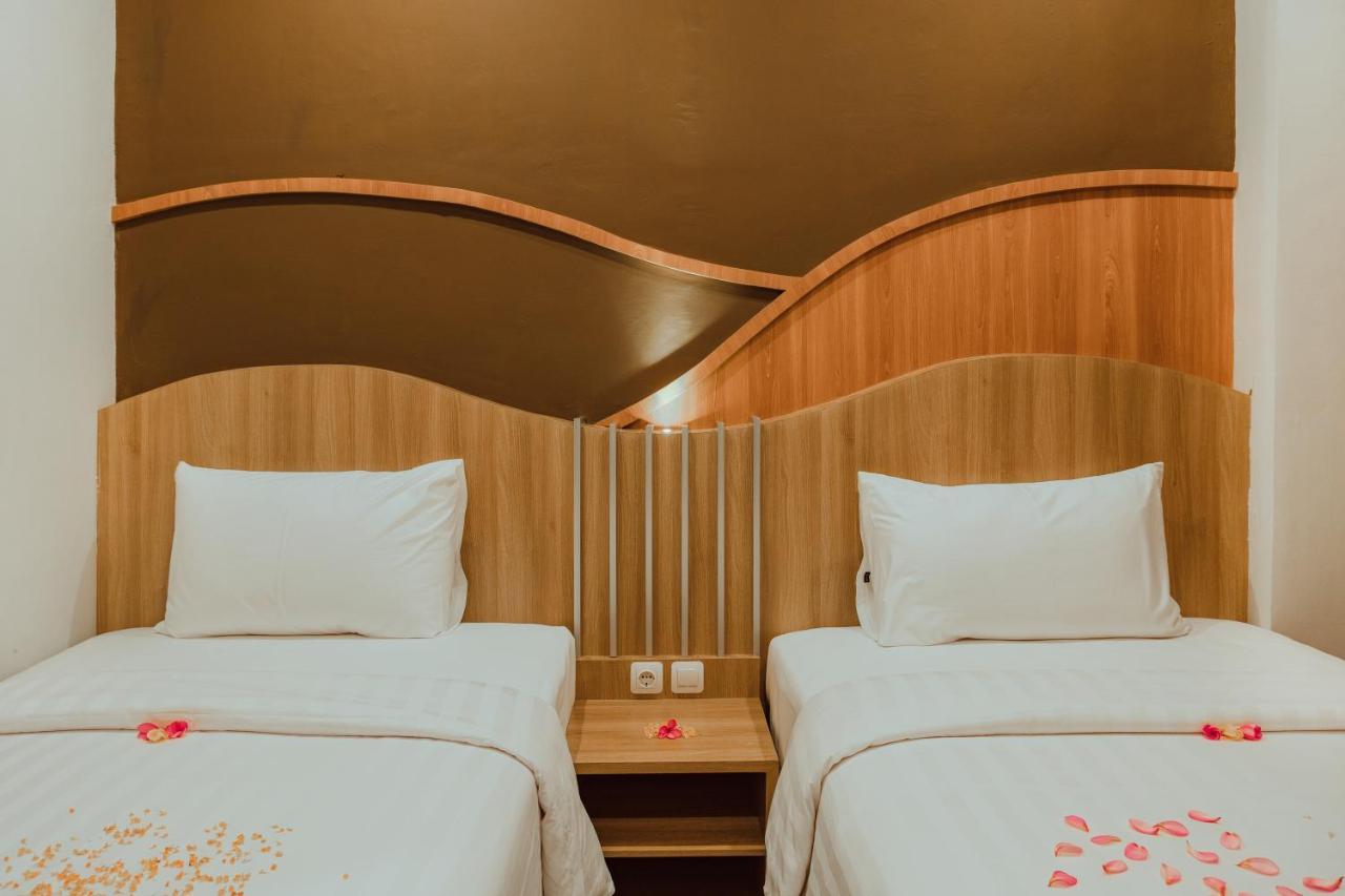 Panfila Hotel Kuta  外观 照片