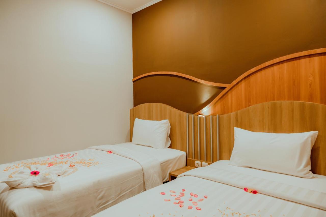 Panfila Hotel Kuta  外观 照片