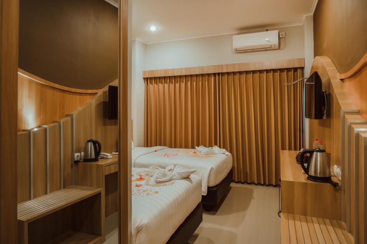 Panfila Hotel Kuta  外观 照片