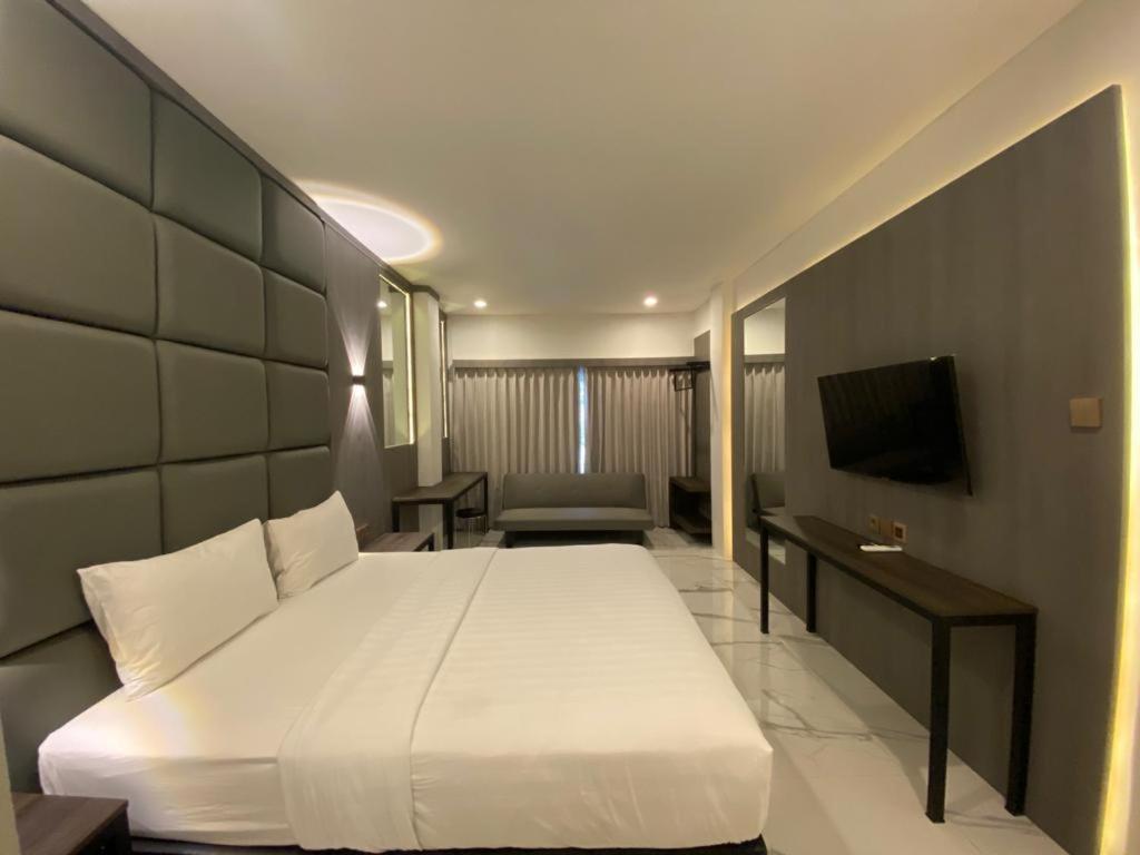 Panfila Hotel Kuta  外观 照片