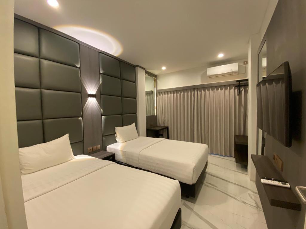 Panfila Hotel Kuta  外观 照片
