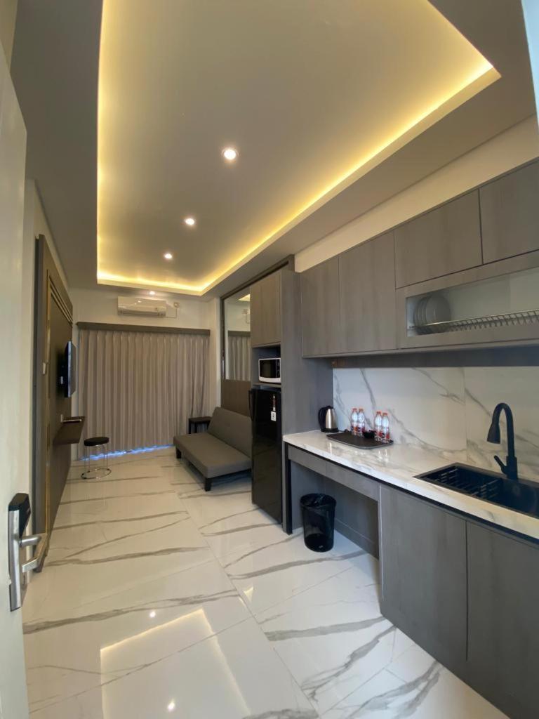 Panfila Hotel Kuta  外观 照片
